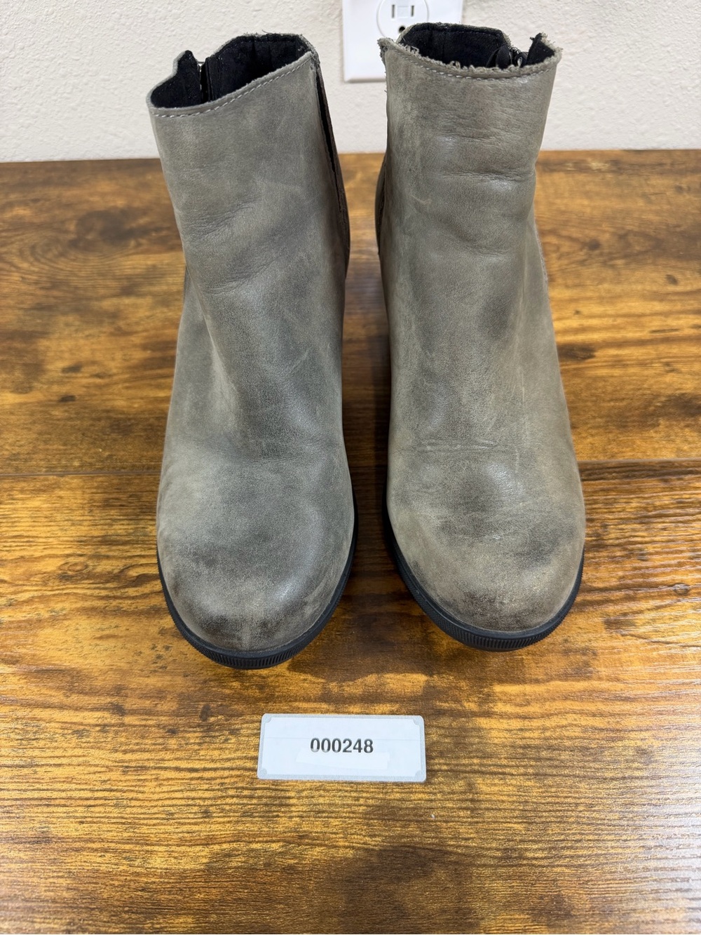SOREL Joan of Arctic Wedge II Zip Boots Women 8 Quarry Gray Leather Waterproof